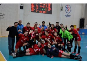Anadolu Üniversitesi Kadın Hentbol Takımı’ndan geri dönüş