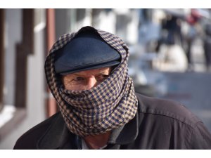 Doğu'da soğuklar kirpikleri, akarsuları, gölleri ve akaryakıt pompalarını dondurdu