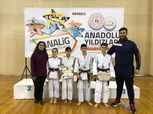 Salihlili judocular, Denizli’de 5 altın madalya kazandı