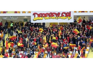 Taraftar Yeni Malatyaspor’un yanında