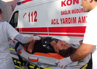 Tartıştığı kocasını bıçakla yaraladı!