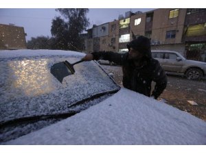 Bağdat, 12 yıl sonra beyaza büründü