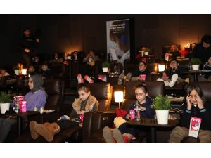 Görme engelli çocukların sinema hayaline teknolojik ortak