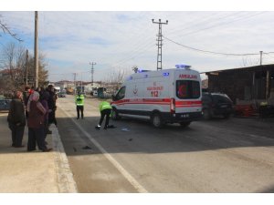 Otomobilin çarptığı yaşlı kadın ağır yaralandı