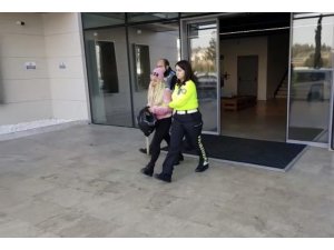 İstanbul’da polisin üzerine motosikletini sürüp kaçan maganda yakalandı