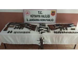 Jandarmadan silah operasyonu