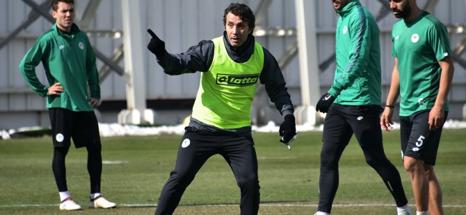 Bülent Korkmaz, Konyaspor ile ilk antrenmanına çıktı