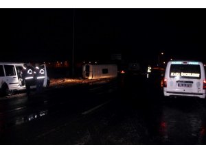 Kayseri’de işçi servisleri çarpıştı: 17 yaralı