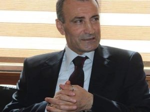 Markette kalp krizi geçiren AK Parti Divriği İlçe Başkanı hayatını kaybetti