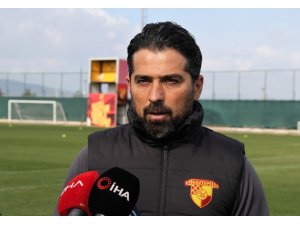 İlhan Palut, futbolculara taş çıkardı