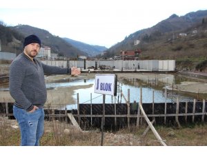 Temeli görkemli bir şekilde atılmıştı ama...