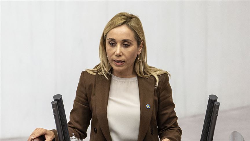 İYİ Parti Antalya Milletvekili Tuba Vural Çokal, partisinden istifa ettiğini duyurdu