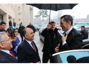 Bakan Selçuk: “Öğrencilerimizin atölyeler ile tecrübe edinmesi bizim için önemli”