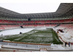 Sivasspor - Antalyaspor maçının oynanmasına karar verildi