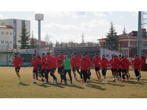 Eskişehirspor Menemenspor deplasmanında kazanmak istiyor