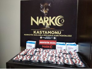 Kastamonu’da durdurulan araçtan 399 adet uyuşturucu hap çıktı
