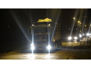 Suriye’ye askeri sevkiyat sürüyor