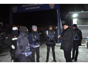 Kars’ta eksi 20 derecede asayiş uygulaması