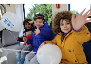 Çocuklar Akçaray ile şehir tutu attı