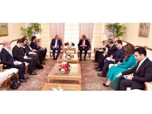 Çavuşoğlu, Pakistanlı mevkidaşı ile Keşmir’i konuştu