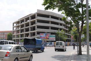 Otopark sorunu bizi zora sokuyor