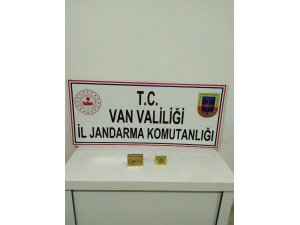 Erciş’te tarihi külçe altın ele geçirildi