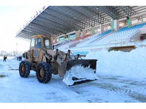 Sivas Belediyespor - Ankara Demirspor maçına kar engeli, ertelenebilir