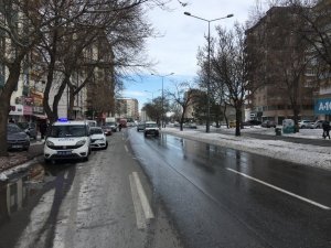 Kayseri’de otomobil yayalara çarptı: 1 ölü, 2 yaralı
