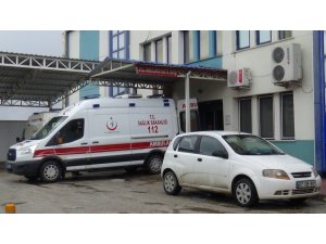 Geri geri gelirken yayaya çarptı