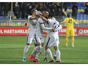Menemenspor’dan 2020’nin ilk galibiyeti