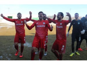 TFF 2. Lig: Sivas Belediyespor: 4 - Ankara Demirspor: 3