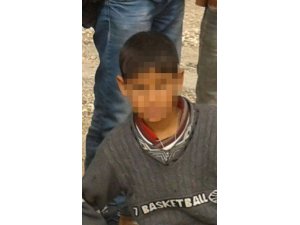 Ağabeyinin silahıyla oynarken yanlışlıkla kendini vurdu