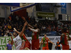 TBL: Petkimspor: 75 - Semt77 Yalovaspor: 61