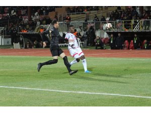 TFF 1. Lig: E.H. Balıkesirspor: 0 - İstanbulspor: 5