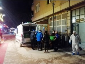 Yaşlı adam evinde ölü bulundu