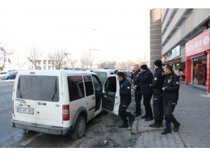 Kayseri’de bıçaklı kavga: 1 yaralı