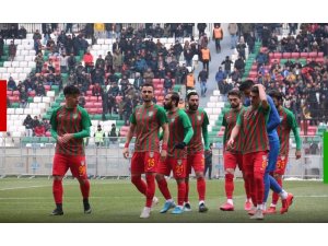 Amedspor ilk kez geriye düştüğü maçı kazandı