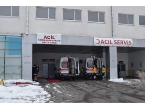 İnşaat iskelesi devrildi: 2 yaralı
