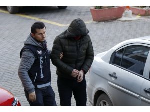 Yarım kilo bonzai ile yakalandılar, 3 şüpheli adliyede