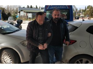 Evlerinde uyuşturucu ele geçen karı-koca gözaltına alındı