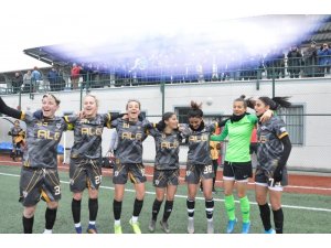 ALG Spor liderliğini korudu