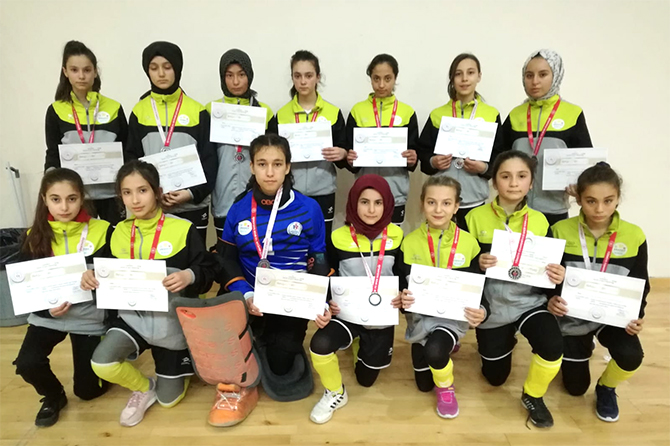 ANALİG Hokey Grup Müsabakaları'nda Konya Takımı adını finale yazdırdı