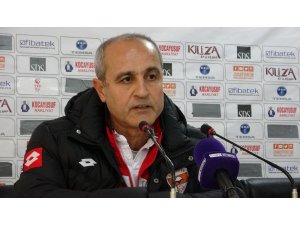 Eyüp Arın: “Maç gerilimli ve kötü başladı”
