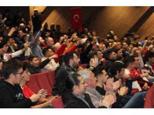 Balıkesirspor, forma gecesinde 17 bin forma sattı