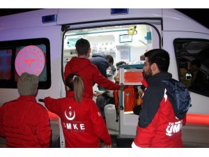 Çadır kentte yangın çıktı, 8 kişi dumandan etkilendi