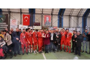 Şampiyon kupasını Hürriyet’in elinden aldı
