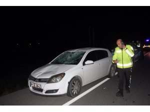 Antalya’da otomobil yayaya çarptı: 1 yaralı