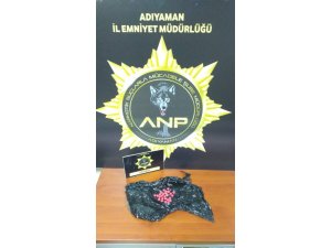 Şüphe üzerine durdurulan şahıslarda uyuşturucu hap yakalandı
