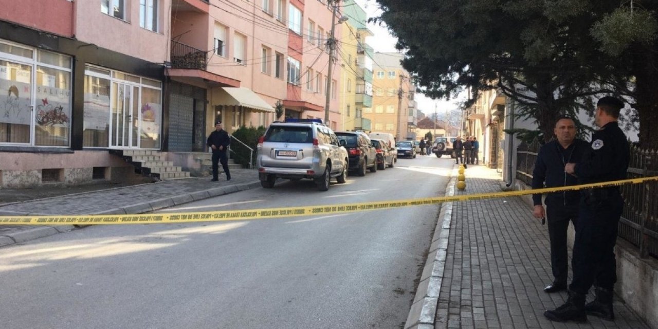 Kosova’da ailesini katleden polis intihar etti