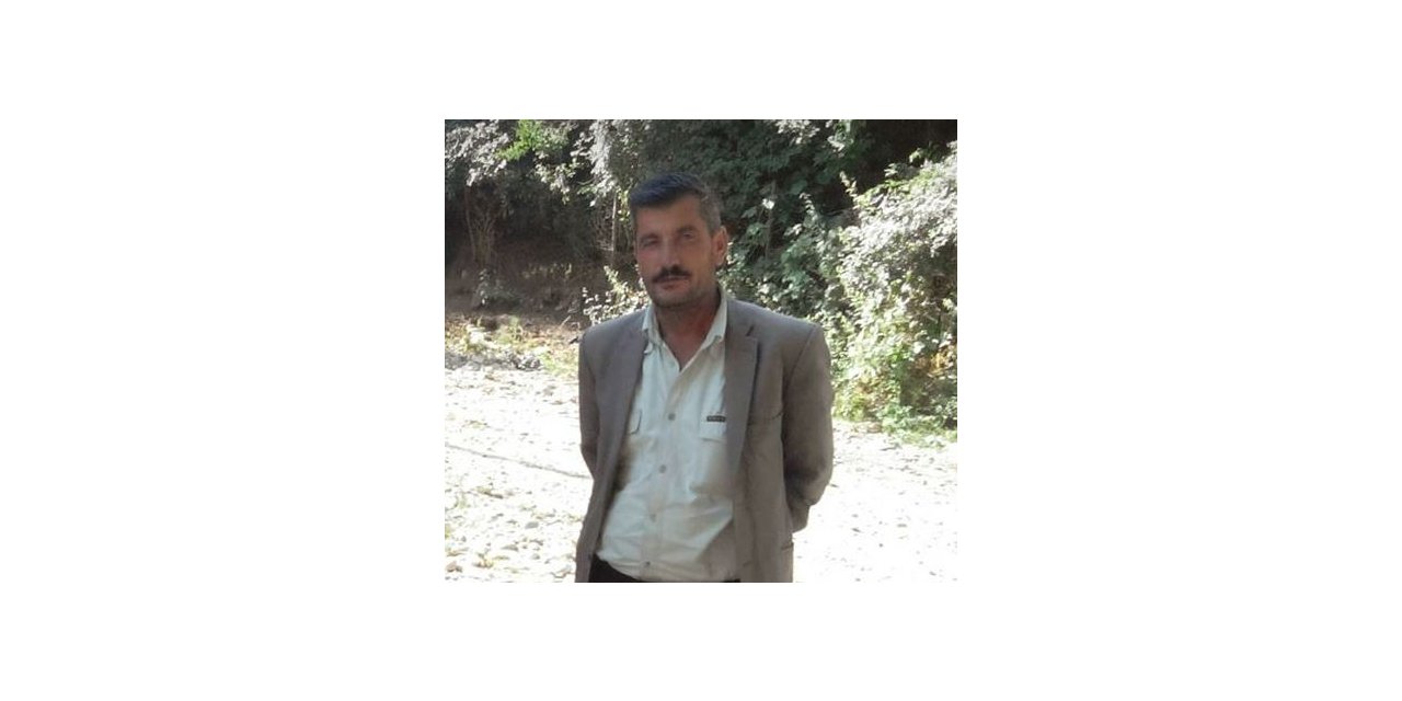 Yolda kalan sürücüye yardım ederken canından oldu